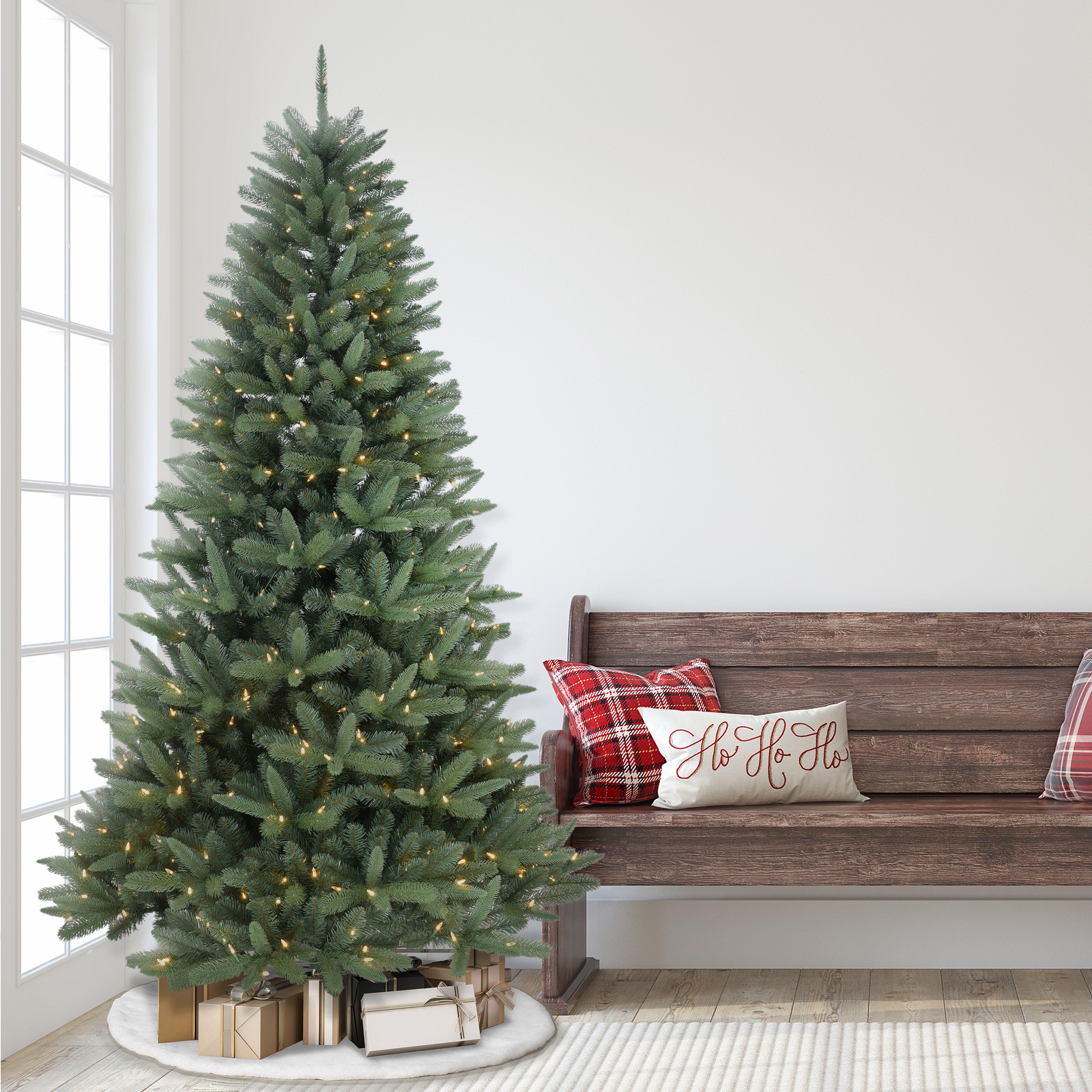 7.5ft Pre-Lit Monterey Spruce Tree